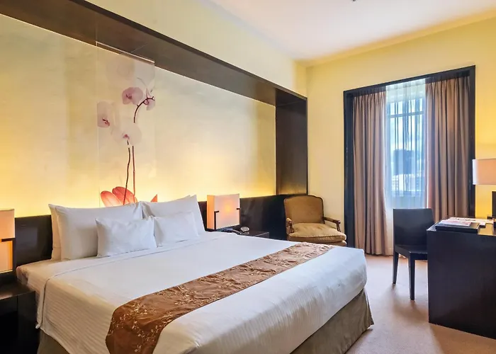 Hotel Waterfront & Casino 4*