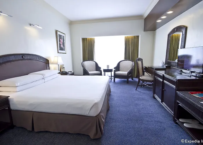 Hotel Waterfront & Casino 4*