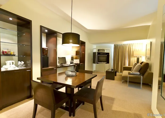 Waterfront & Casino 4* Cebu