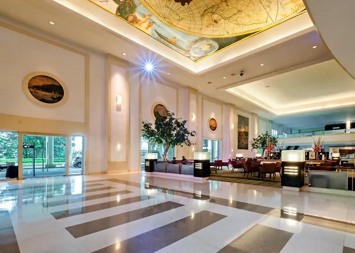 酒店 Waterfront & Casino 4*