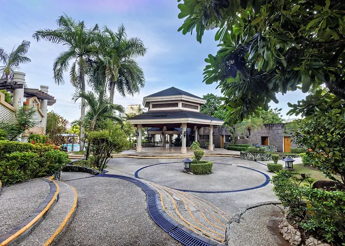 Waterfront & Casino 4* Cebu