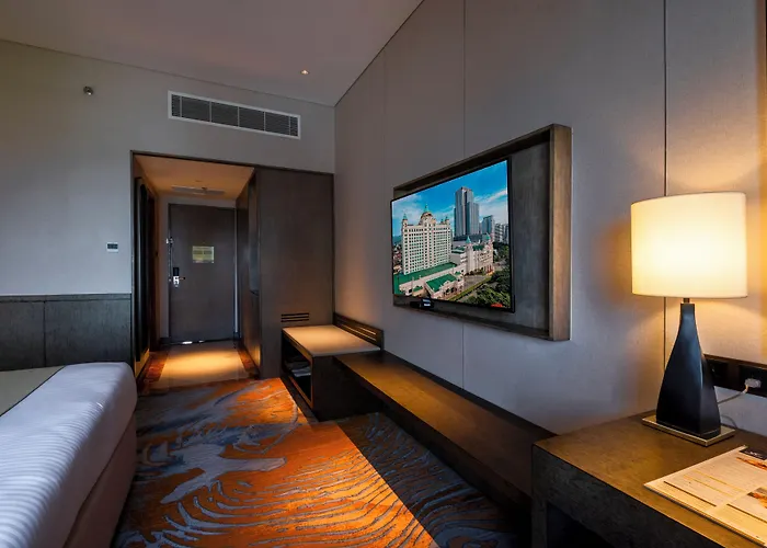 Waterfront & Casino 4* Cebu